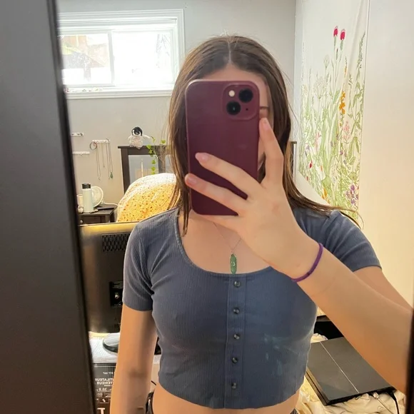 Shirt - Picture 1 of 3